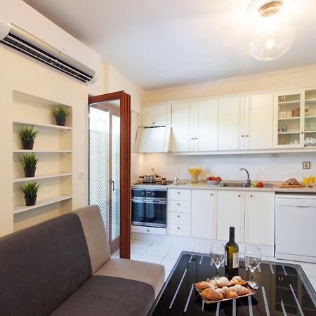 Hotel Odysseas Polychrono Habitación foto